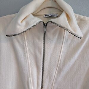 Zara Cream Zip-Up Sweater